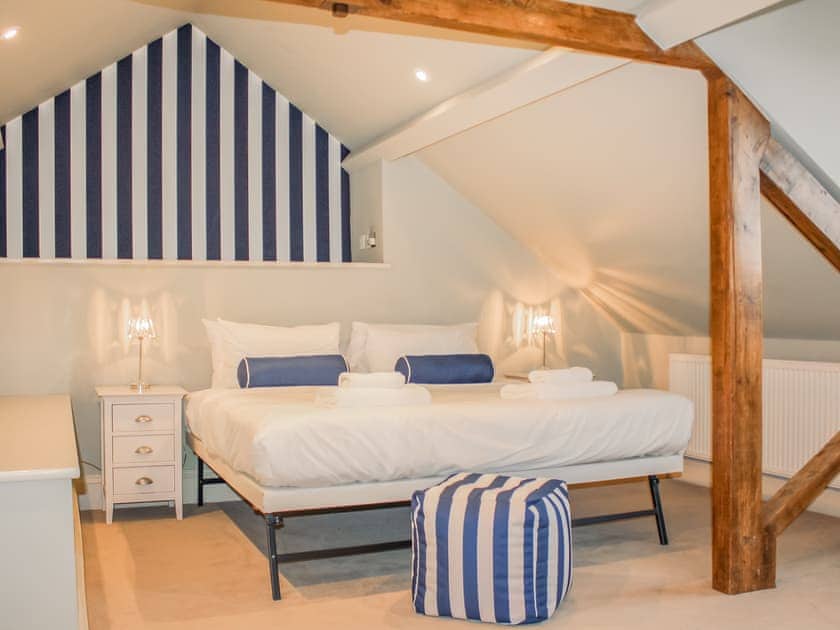 Twin or Super King  | The Grange Farmhouse, Sculthorpe