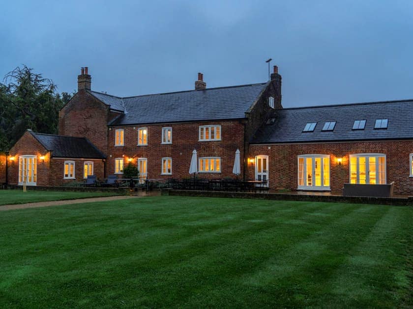 At Dusk  | The Grange Farmhouse, Sculthorpe