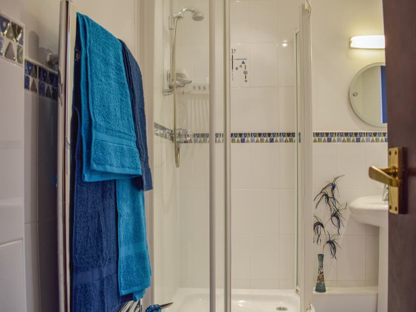 Shower room | Roseville Annex, Star, near Glenrothes