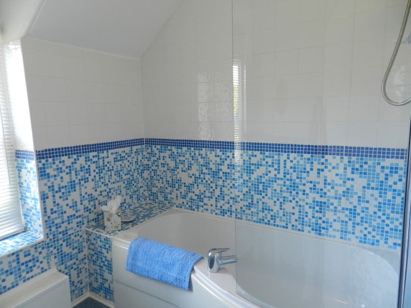 Bathroom | Heathfield House, Brodick, Isle of Arran