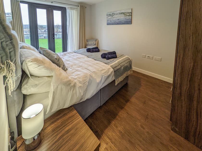 Double bedroom | Folly View, Newport