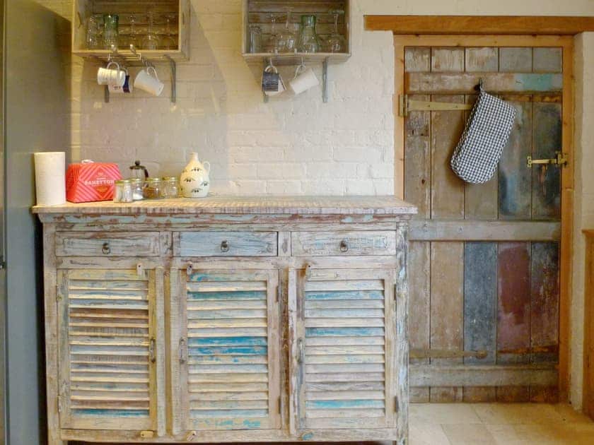 Kitchen | The Coach House, Beeby