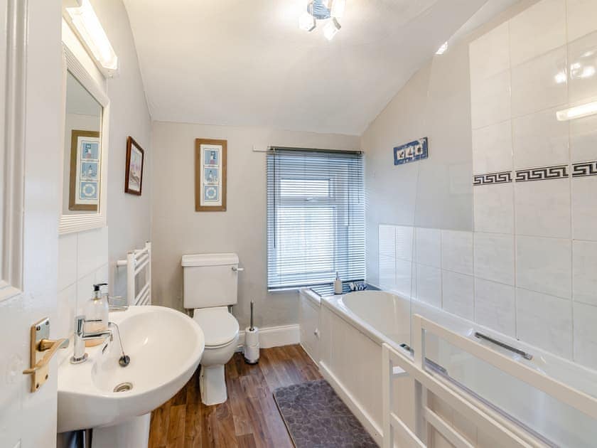 Bathroom | Coquet Cottage, Amble