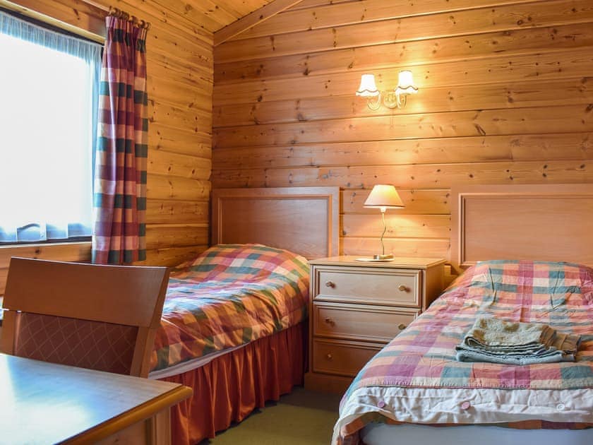 Twin bedroom | Jasmine Lodge, Woolsery, near Hartland