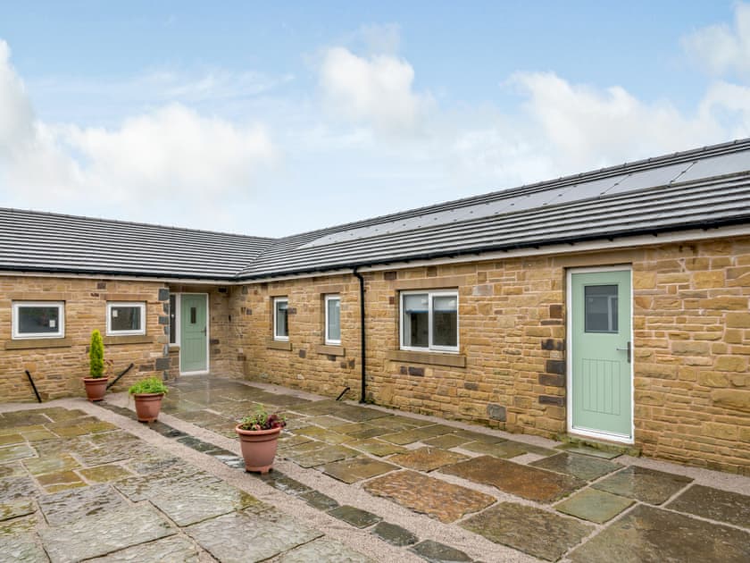 Exterior | Hen House View 1 - Hen House Holidays, Haslingden, near Rossendale