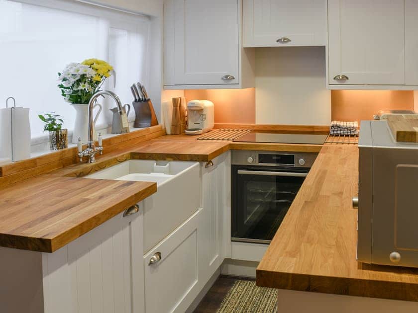 Kitchen | Beachview Cottage, Scratby, Near Great Yarmouth