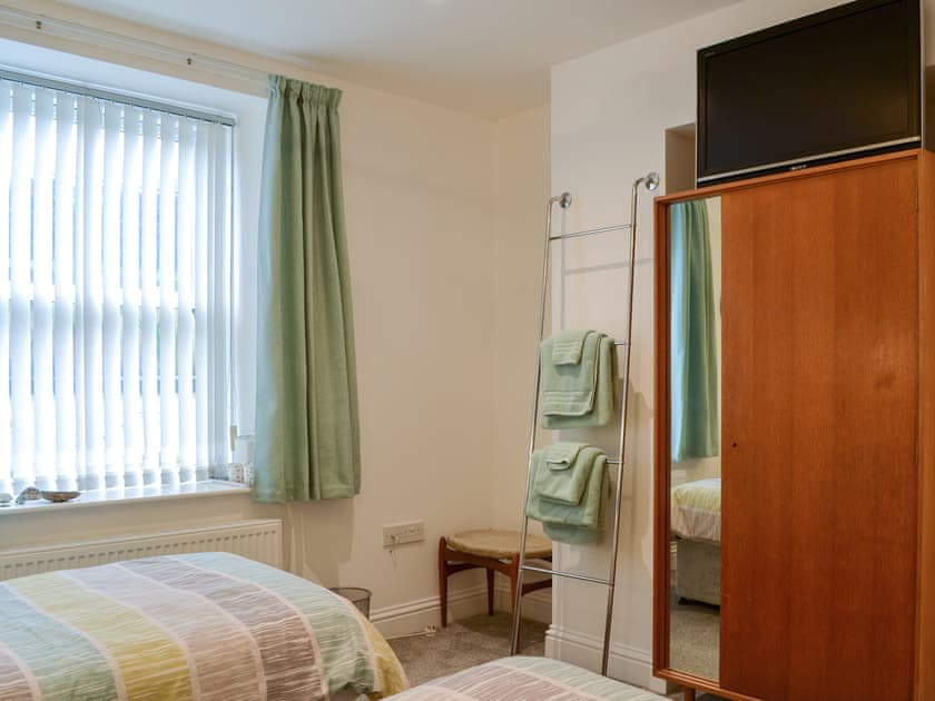 Twin bedroom | Retro Retreat, Filey