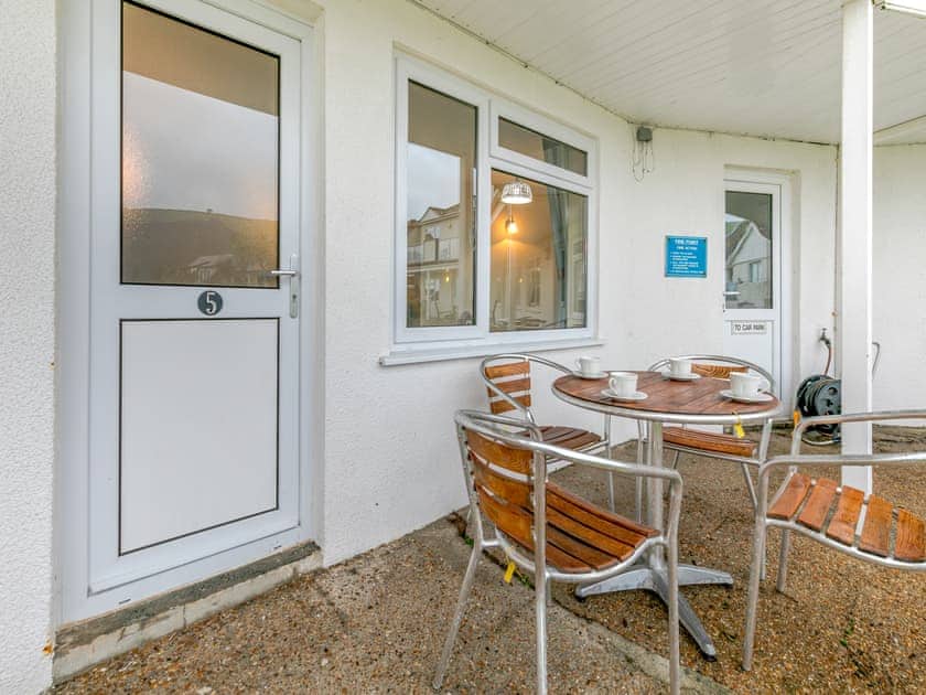 Exterior | 5 Mount Brioni - Mount Brioni Holiday Apartments, Torpoint