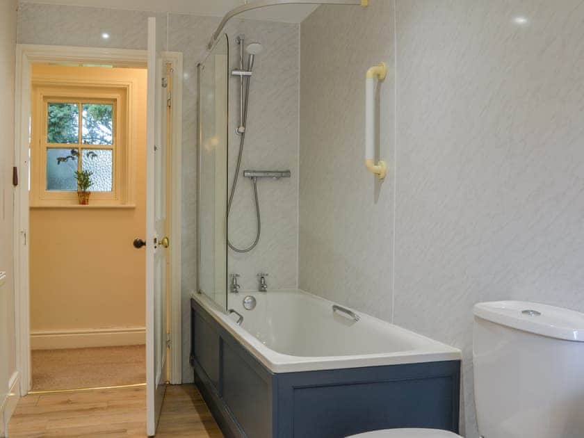 Bathroom | Laundry Cottage - Thorpe Hall Cottages, Rudston, near Bridlington