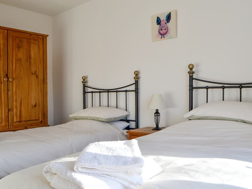 Twin bedroom | The Farmhouse at Lane Foot, Dovenby, near Cockermouth
