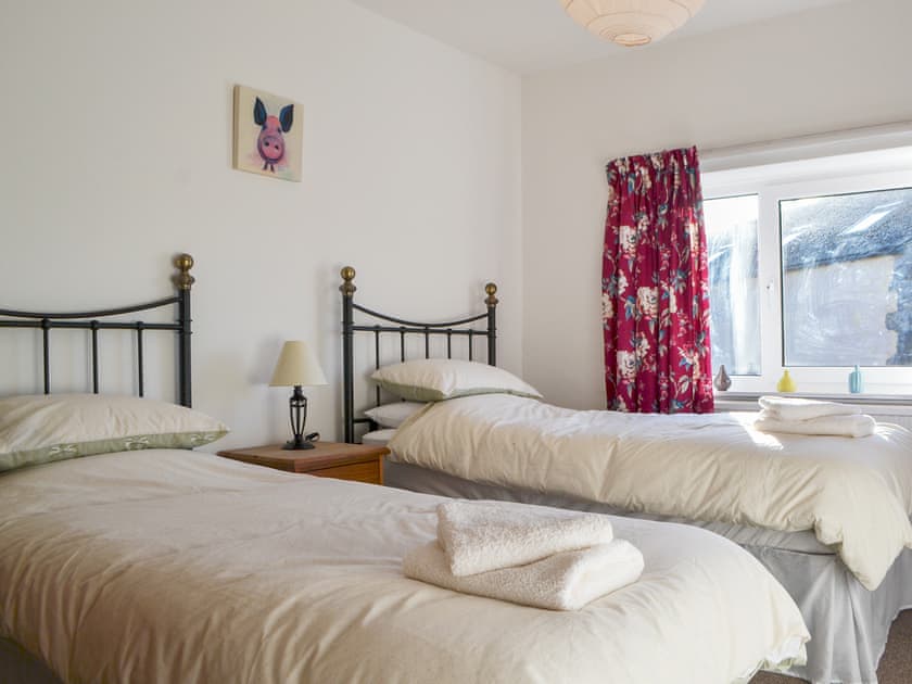 Twin bedroom | The Farmhouse at Lane Foot, Dovenby, near Cockermouth
