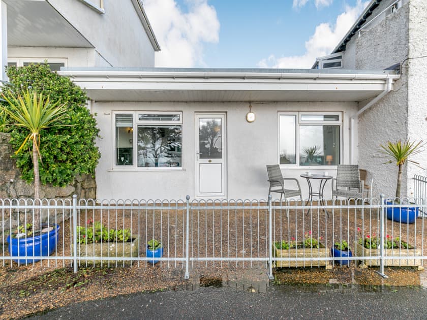 Exterior | 1 Mount Brioni - Mount Brioni Holiday Apartments, Torpoint