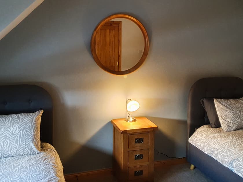 Twin bedroom | Truim Cottage, Dalwhinnie