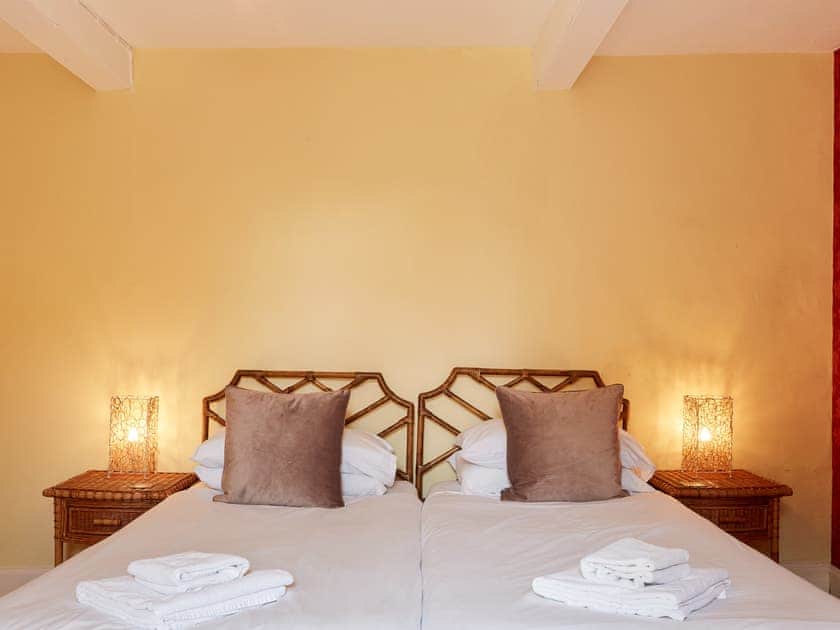 Double bedroom | The Farmhouse - Nether Burrows Farm, Kirk Langley, near Derby