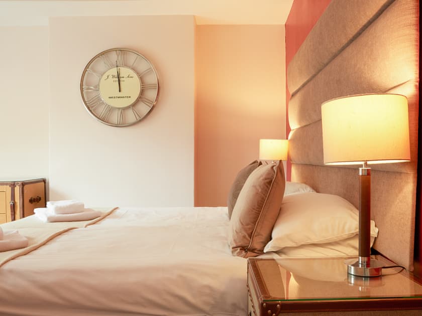 Double bedroom | The Farmhouse - Nether Burrows Farm, Kirk Langley, near Derby