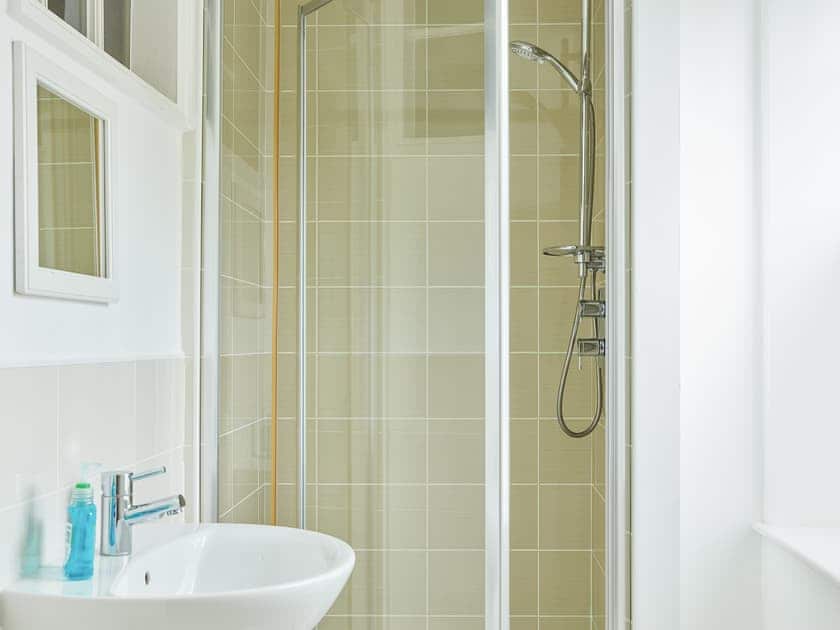 Shower room | The Farmhouse - Nether Burrows Farm, Kirk Langley, near Derby