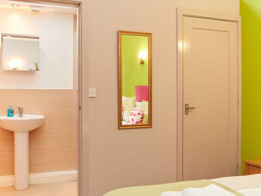 En-suite | The Pig Barn - Nether Burrows Farm, Ashbourne, near Derby
