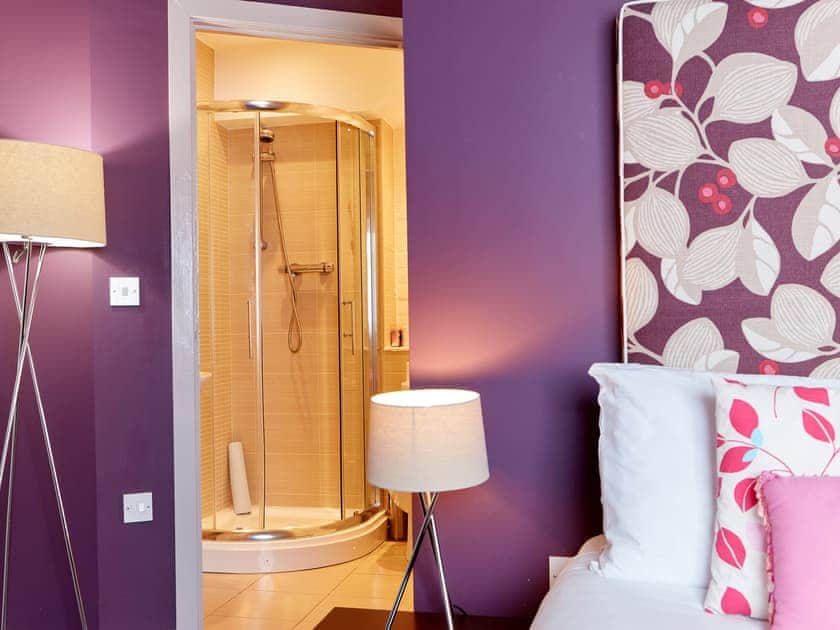 En-suite | The Pig Barn - Nether Burrows Farm, Ashbourne, near Derby