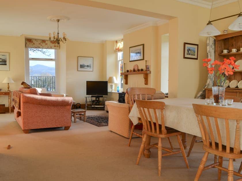 Open plan living space | Middle Howe, How, near Portinscale