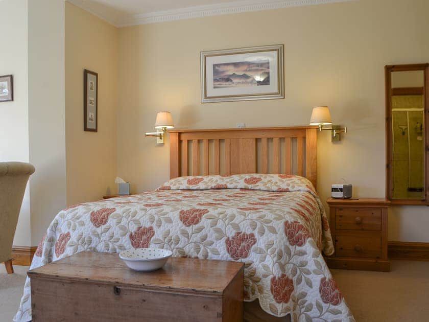 Master bedroom | Middle Howe, How, near Portinscale