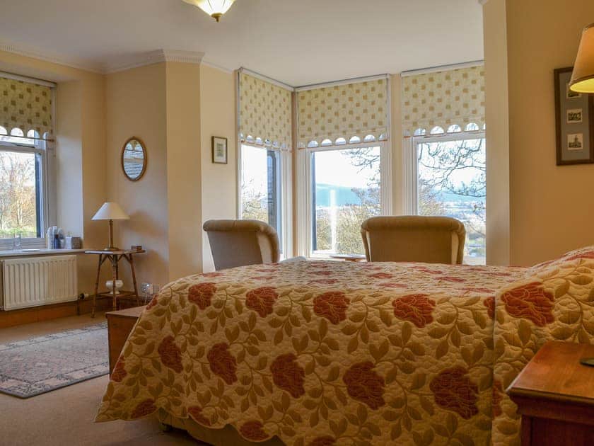 Master bedroom | Middle Howe, How, near Portinscale