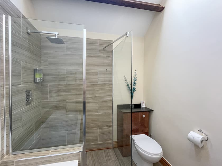 Shower room | The Bobbin, Kelstedge, near Matlock