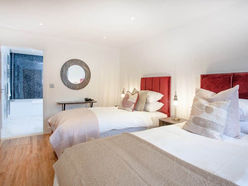 Twin bedroom | Primrose - Bincombe Country Cottages, Over Stowey, near Bridgwater