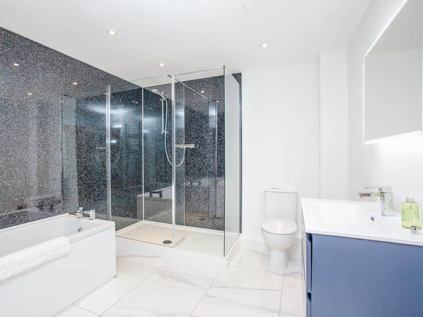 En-suite | Primrose - Bincombe Country Cottages, Over Stowey, near Bridgwater