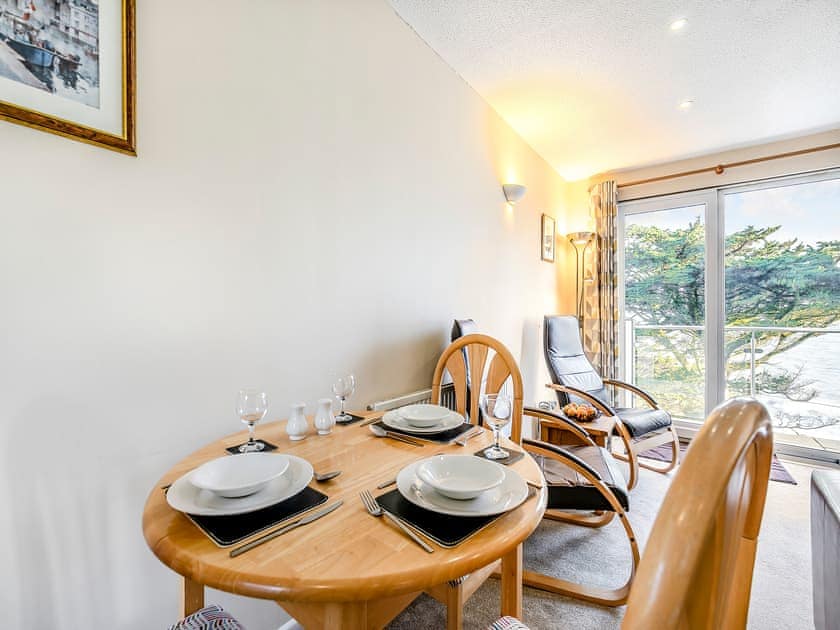 Dining Area | 14 Mount Brioni - Mount Brioni, Seaton