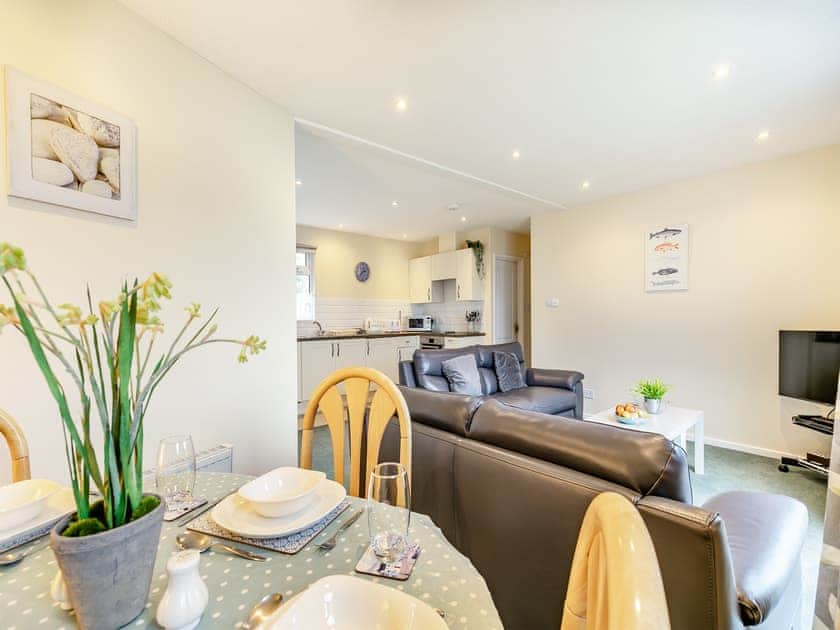 Dining Area | 11 Mount Brioni - Mount Brioni Holiday Apartments, Torpoint