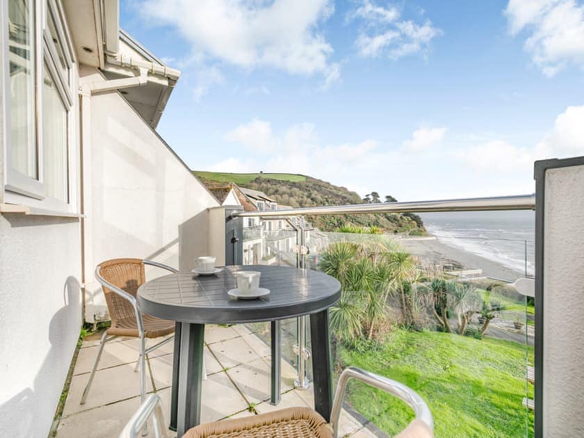 Patio | 11 Mount Brioni - Mount Brioni Holiday Apartments, Torpoint