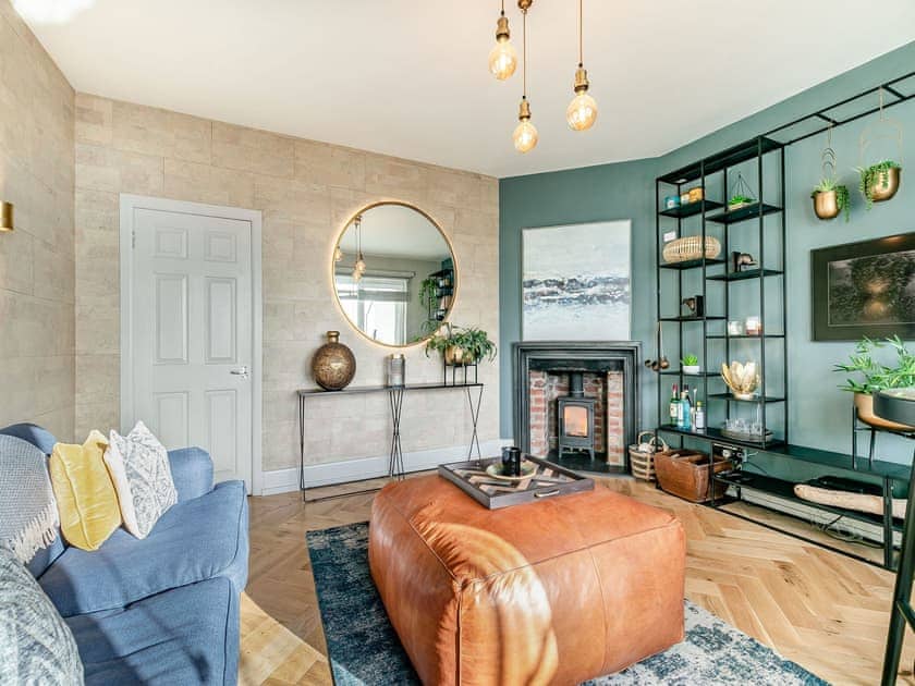 Living room/dining room | 17 Mount Brioni - Mount Brioni, Seaton