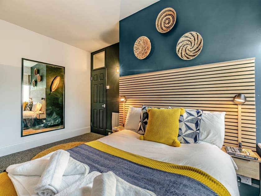Double bedroom | 17 Mount Brioni - Mount Brioni, Seaton