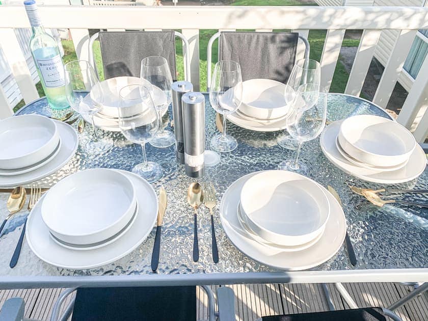 Outdoor eating area | Retro Retreat, Paignton