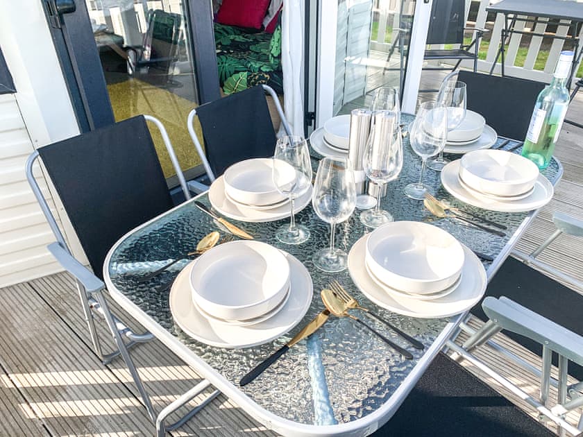 Outdoor eating area | Retro Retreat, Paignton
