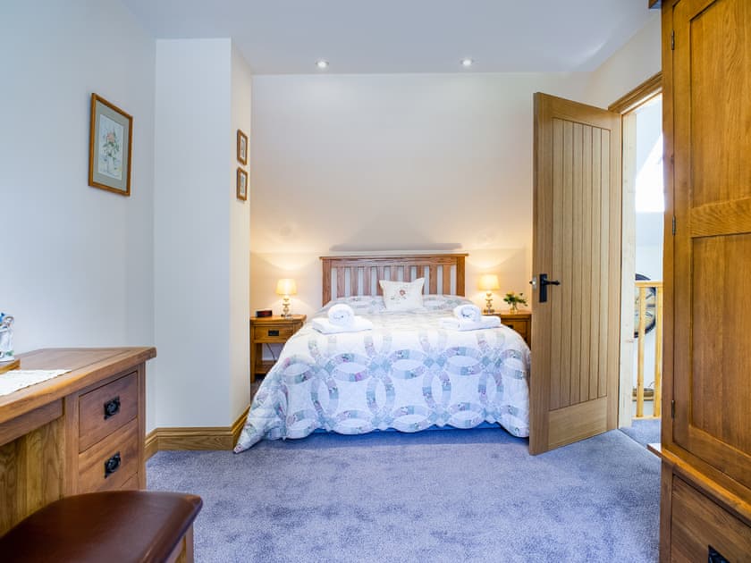 Double bedroom | Cych Cottage - Penwern Fach Cottages, Ponthirwaun