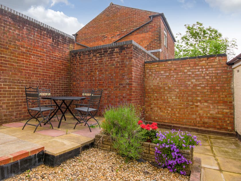 Outdoor area | Waterloo House, Southampton
