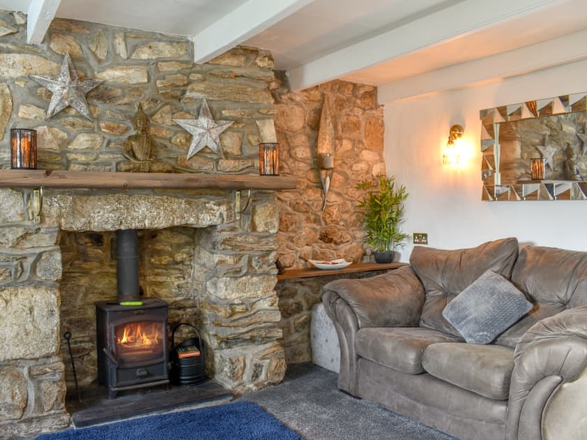 Hartley House Holiday Hideaway Labourers Cottage in Three Burrows