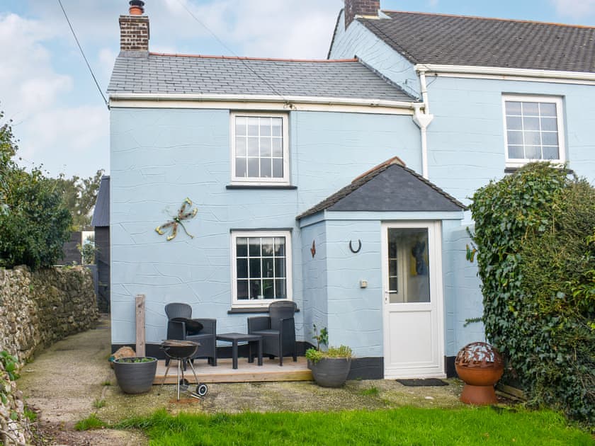 Hartley House Holiday Hideaway Labourers Cottage (ref UK41396) in