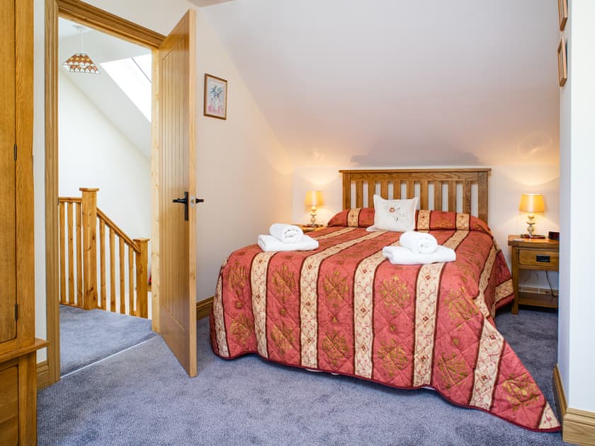 Double bedroom | Teifi Cottage - Penwern Fach Cottages, Ponthirwaun