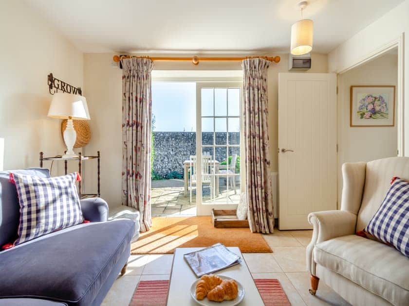 Open plan living space | Little Scarlett - Beachy Head Cottages, East Dean