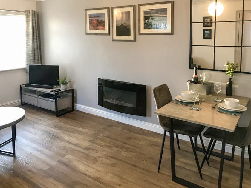 Living room/dining room | Mapleleaf Cottage, Beadnell
