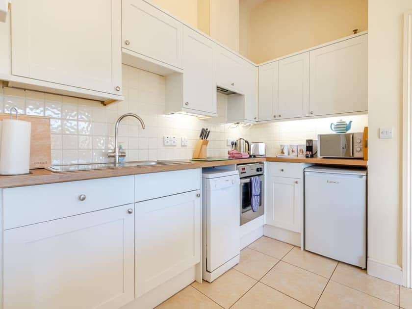 Kitchen area | Chestnut Lodge - Beachy Head Cottages, East Dean