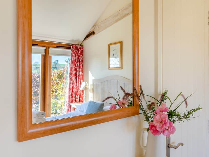 Double bedroom | Chestnut Lodge - Beachy Head Cottages, East Dean