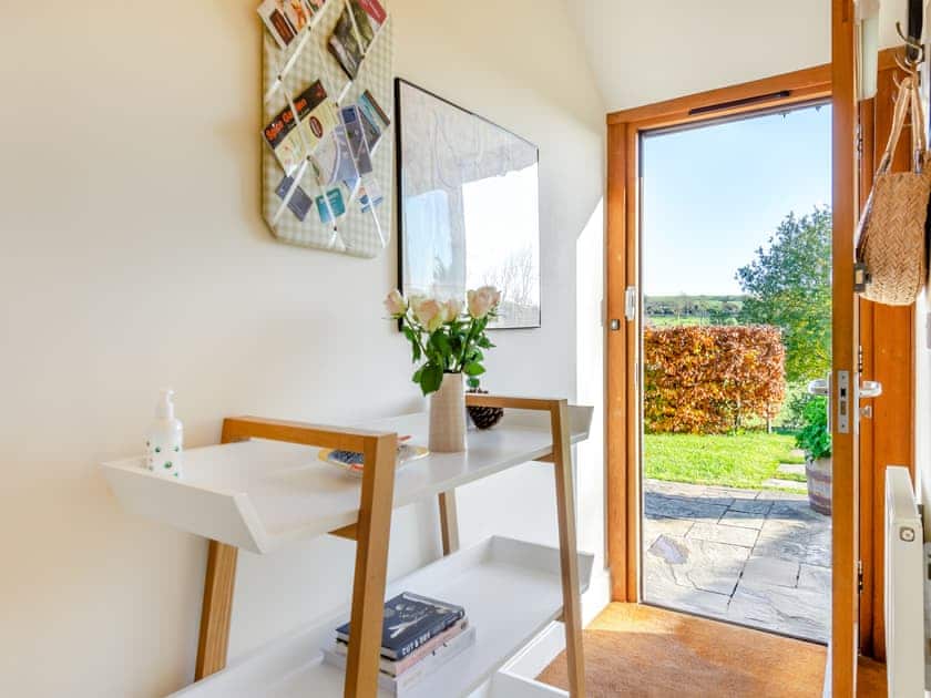 Hallway | Chestnut Lodge - Beachy Head Cottages, East Dean