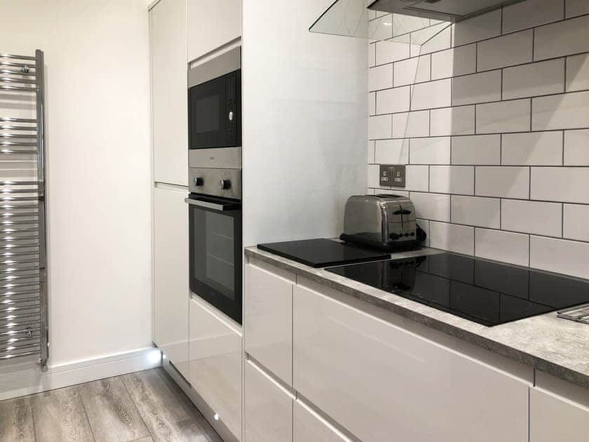 Kitchen | Bay Blue - Bezant Apartments, Newquay