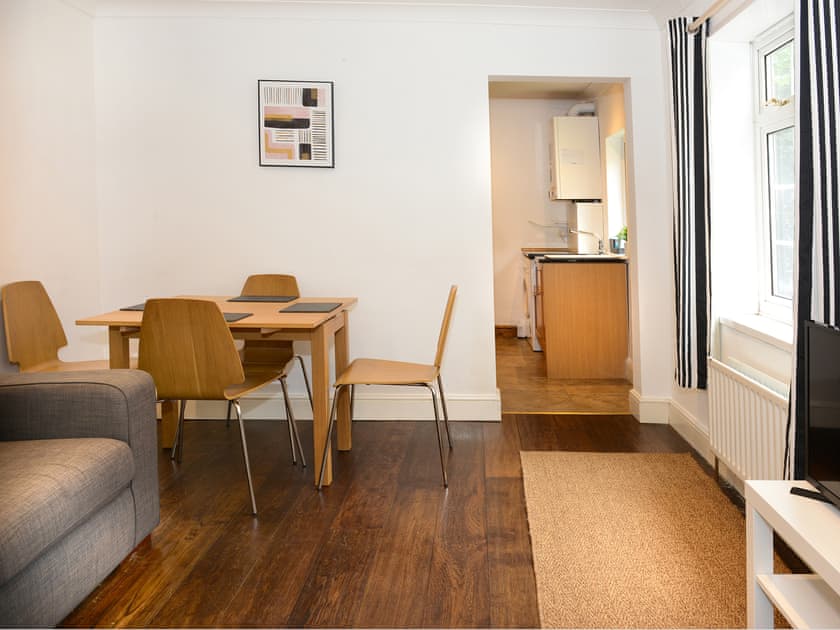 Living room/dining room | The Polygon, Southampton