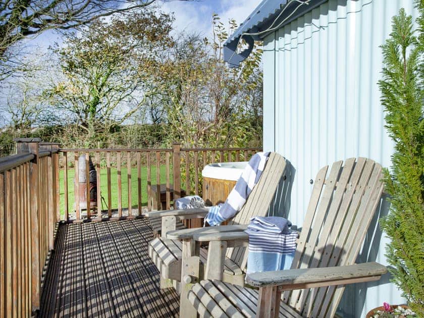 Sitting-out-area | The Tabernacle - Frieda And The Moon, Tresawson, near Looe