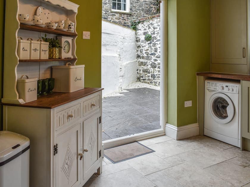 Kitchen | The Bridge Cottage, Llanrwst