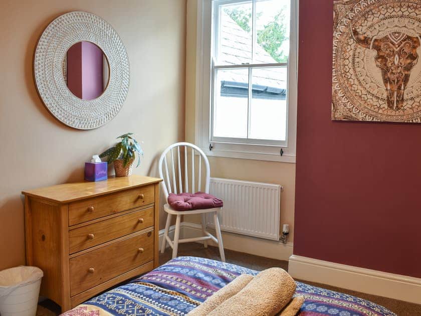 Twin bedroom | The Bridge Cottage, Llanrwst